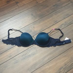 Victoria Secret Pink Push-up bra